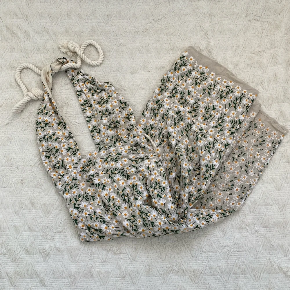 Just Bee Queen Rita Daisy print midi dress - Picture 4 of 6